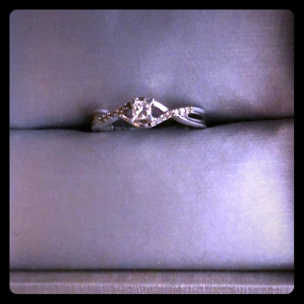 Size 5 diamond ring
